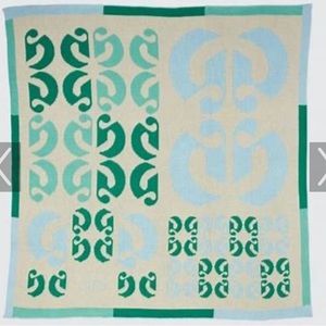 Glossier Limited Edition Green Fields Blanket